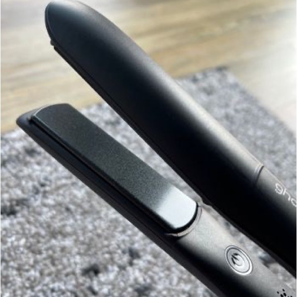GHD Platinum + 1" flat iron (new w/o box) - Picture 3 of 3